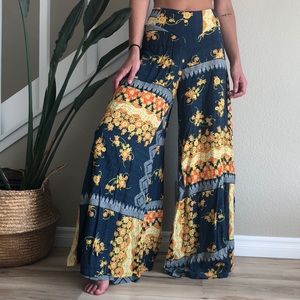 Tiger lily printed pants
